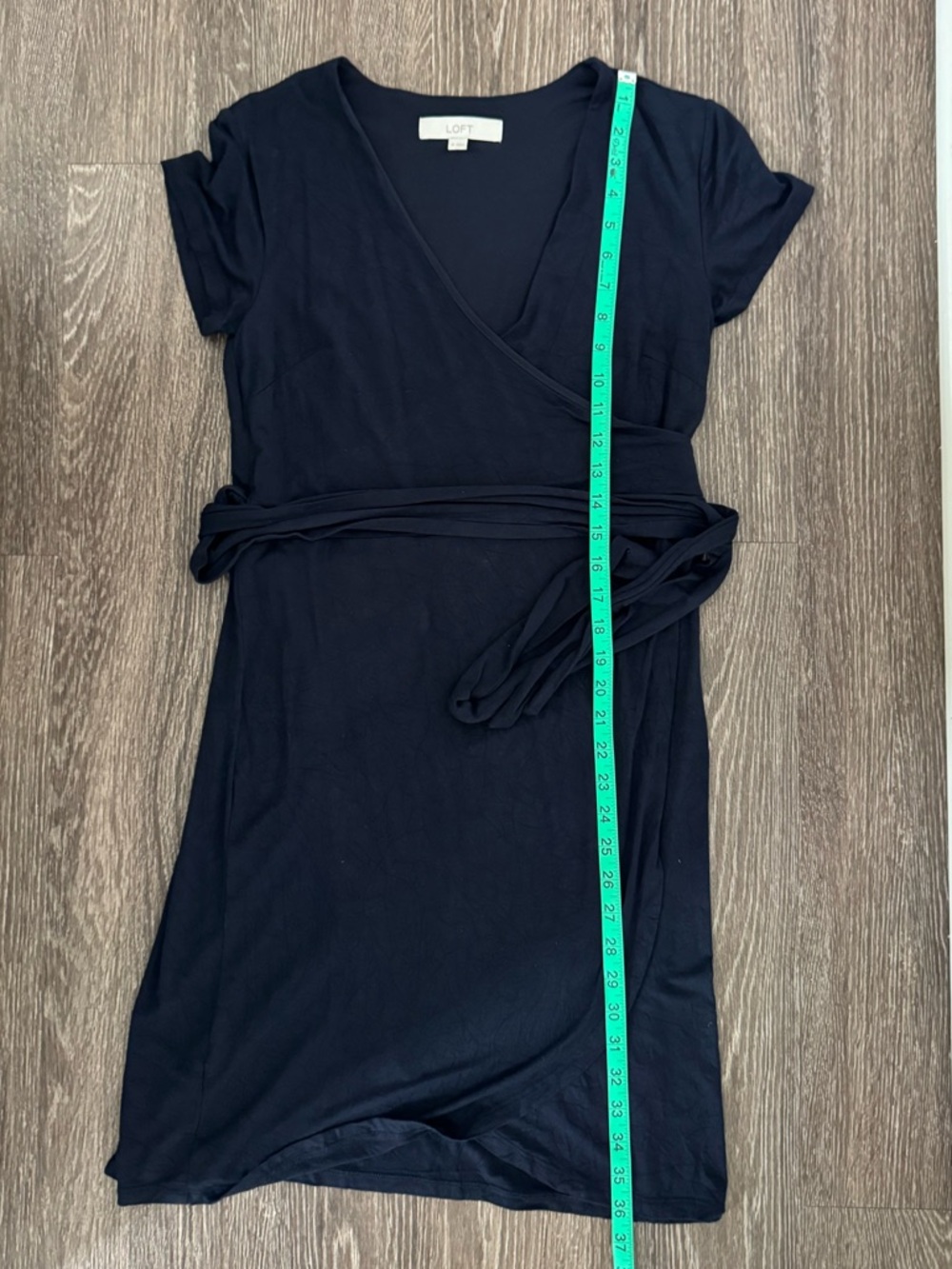 Loft Wrap Style Dress - Picture 5 of 7